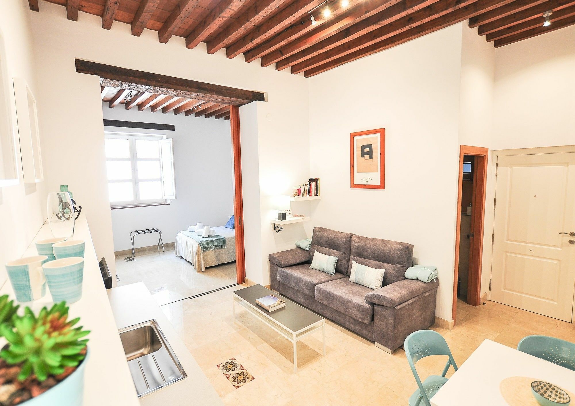 Renthas Vid Loft Apartment มาลากา ภายนอก รูปภาพ
