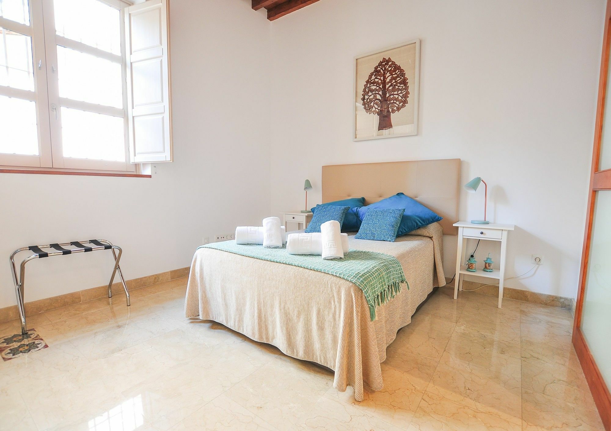 Renthas Vid Loft Apartment มาลากา ภายนอก รูปภาพ